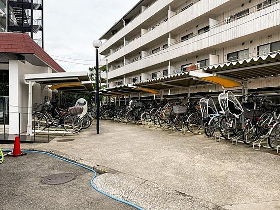 駐輪場置き場に...