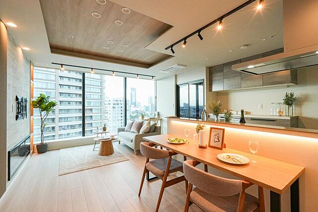 リビング/ダイニング 港区三田1丁目