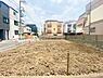 外観：それぞれ独特の顔を持つあなただけのお住まい。各棟によって暖かい日差しの入り方・見え方も違うお住まい。実際の日当たりや現地の雰囲気もご確認くださいませ。