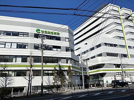 社会医療法人財団仁医会牧田総合病院 220m