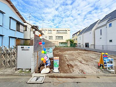 外観:更地の状態をご覧頂くことで、隣接した環境をしっかりとご確認頂けます。 外観:更地の状態をご覧頂くことで、隣接した環境をしっかりとご確認頂けます。
