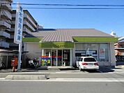 青木信用金庫飯仲支店（573m）
