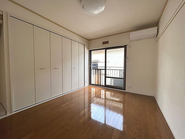 寝室