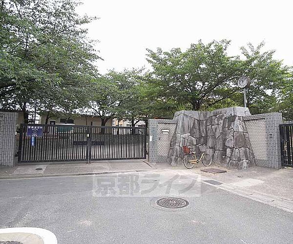 画像21:美豆小学校まで284m 活気溢れる小学校です。