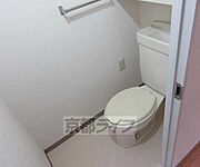 清潔感のあるトイレです