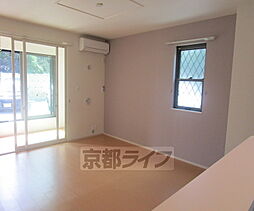 JR山陰本線 園部駅 3.3kmの賃貸アパート 1階1LDKのリビング/ダイニング