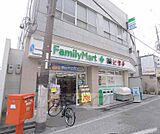 ファミリーマート中書島駅前店まで174m 中書島駅前 ドラッグストアも入っております。