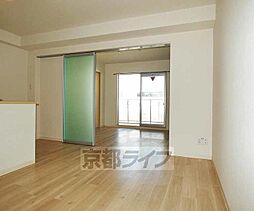 近鉄京都線 十条駅 徒歩7分の賃貸マンション 5階1LDKのリビング/ダイニング