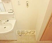 洗濯機はこちらへどうぞ