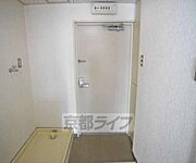 落ち着いた玄関です