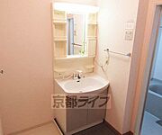 大きな洗面台付き