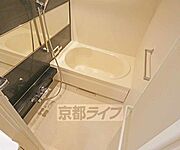 バスです。