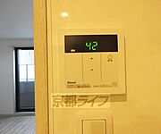 便利な浴室設備付き。
