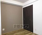 スタイリッシュな洋室です