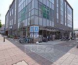 ローソン松井山手駅前店まで248m