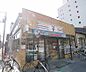 周辺：セブンイレブン　京都烏丸六条店まで225m