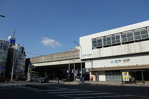 画像18:「まで0m」新羽駅
