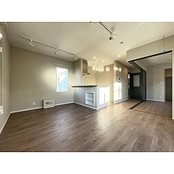 アゼリア 205 2階1LDKのリビング/ダイニング