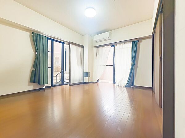 寝室