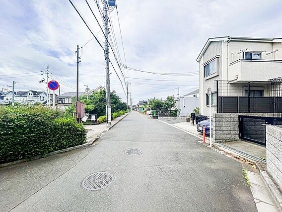 閑静な住宅街に...
