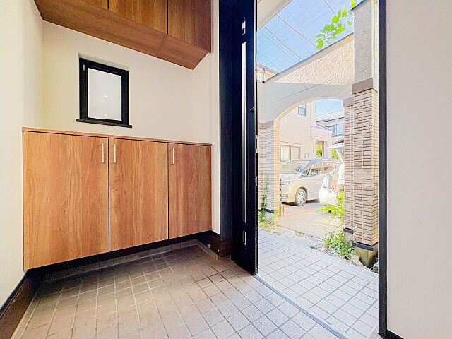 玄関 三鷹市中原3丁目