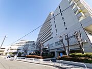 ここにはさまざまな記憶が紡がれていく場所、幼かった君たちの成長を喜ばしくみまもった日々、たわいもない会話を楽しむ時、経る年月と共に思いが重なる場所