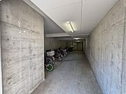 マンション敷地内に駐輪場スペースを完備。※最新の空き状況は、管理会社等にご確認させて頂きます。