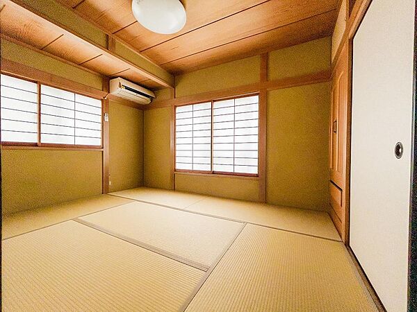 寝室