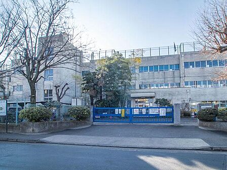 東大和市立第八小学校まで約321m