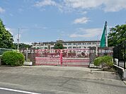 八王子市立上壱分方小学校 800m