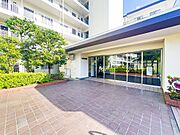 趣のあるエントランススペースの様子。マンションの顔とも言うべき場所です。2026/5/9撮影