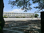 武蔵村山市立第十小学校 985m