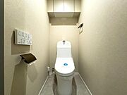 最新の設備が整った清潔感あふれるトイレは、家族の快適な毎日をサポート。心地よいプライベート空間で、リラックスしたひとときを。