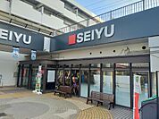 西友新ゆりグリーンタウン店まで約520m