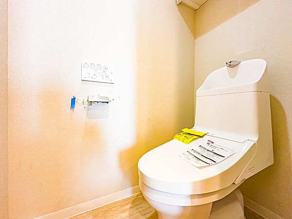 トイレを拡大表示