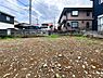 外観：解体費用の負担がなく、予算計画も立てやすい綺麗な更地引き渡し。敷地境界やブロック塀などの土台もしっかりと整えられています。