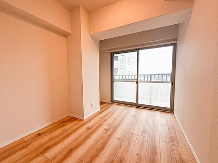 時を忘れて過ごす場所として過ごせるお部屋。