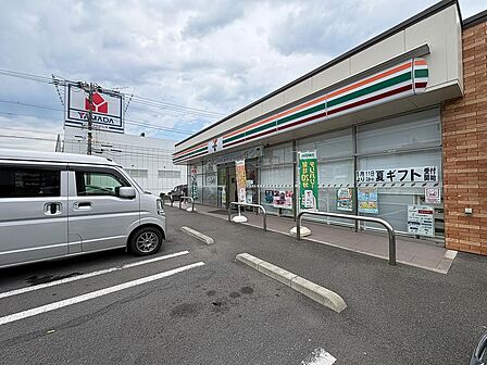 セブン-イレブン 羽村栄町2丁目店まで約170m