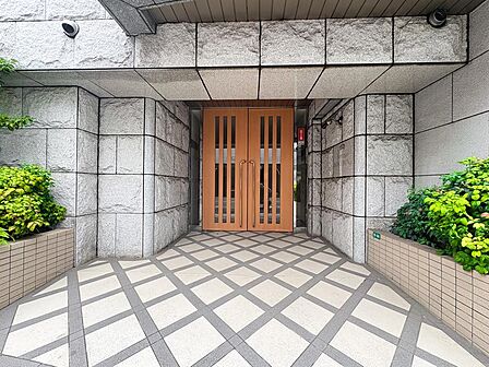 清潔感が溢れ、訪れる者すべてを「安らぎ」と「充実」で包み込みます。