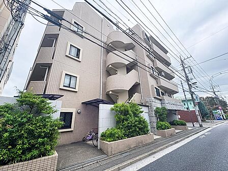 部屋の雰囲気や広さ、眺望、住宅設備の使い勝手など住み心地をしっかり考えられております。