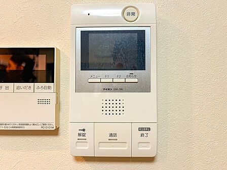 家事導線を考慮した個所に設置し、防犯性と利便性に優れ快適と安らぎを合わせた優しい設計。【写真はリノベーション前です】