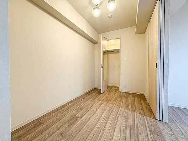 寝室を拡大表示