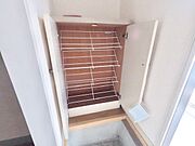 シューズボックス
