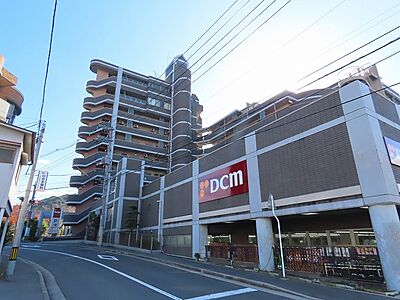 外観：10階建てオートロック付マンション