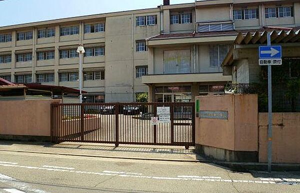 画像12:【小学校】鳴尾東小学校まで94ｍ