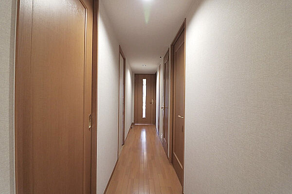 玄関を拡大表示