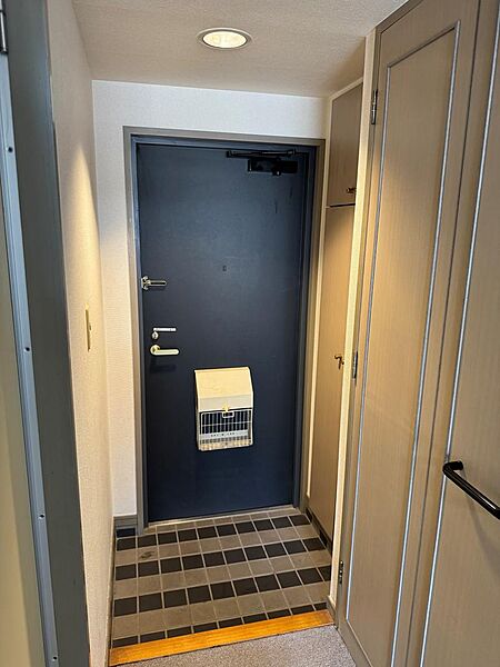 玄関を拡大表示