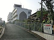 秦野市立東中学校 徒歩36分。 2860m