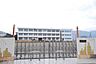 周辺：南足柄市立/福沢小学校 徒歩10分。 730m