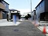 その他：前面道路＆外観